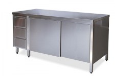 tavolo inox armadiato con cassettiera e porte scorrevoli